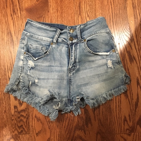 High wasted jean shorts - Picture 1 of 2